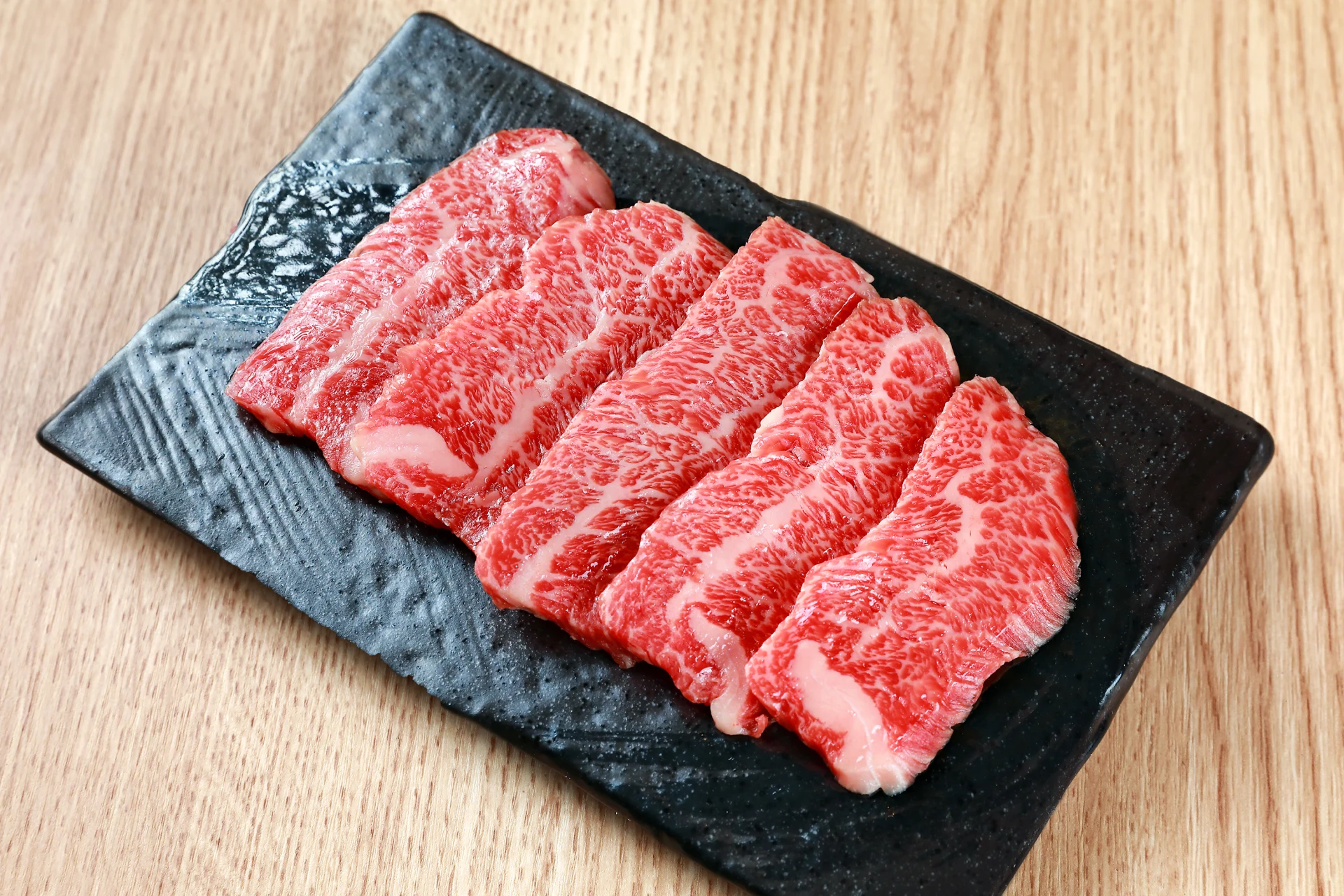 Wagyu Kalbi - Rich Wagyu flavor concentrated. Melt-in-your-mouth texture